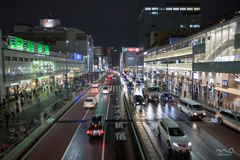 JR新宿駅とバスタ新宿