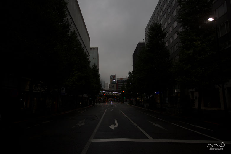 朝の東京