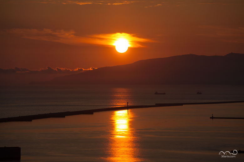 男鹿半島に沈む夕陽