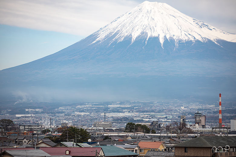 富士山と富士市街